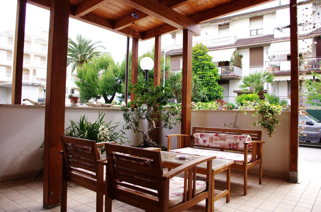Hotel La Playa San Benedetto del Tronto Exterior photo
